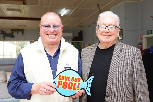 Korumburra rallies to keep local pool with Blue Fish project post image