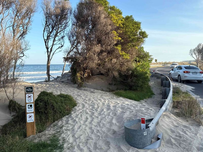 Coastal hazard warning for Inverloch post image