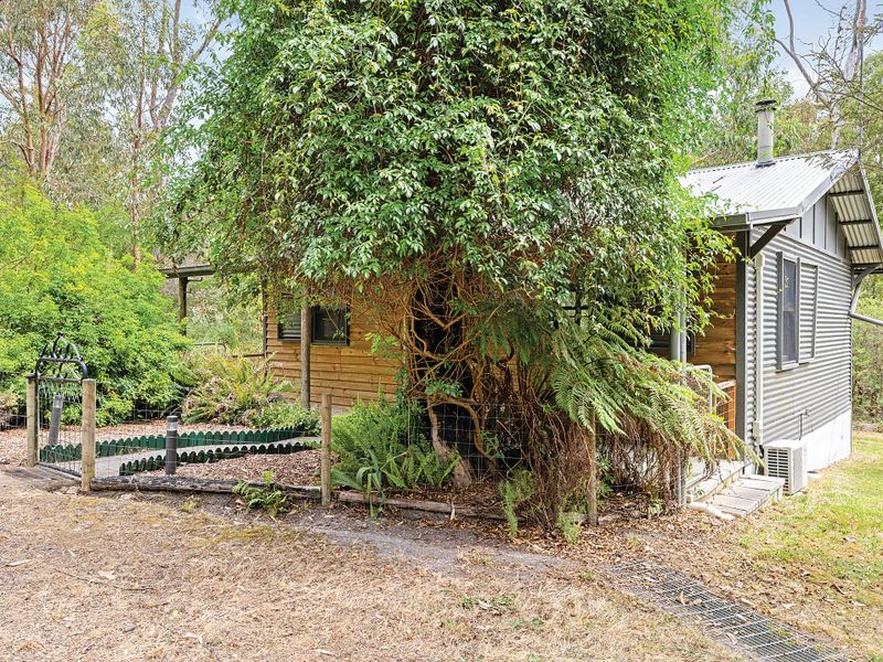 Dual residence on 2.5 acres bush setting post image