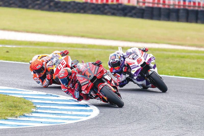 Going down to the wire post image