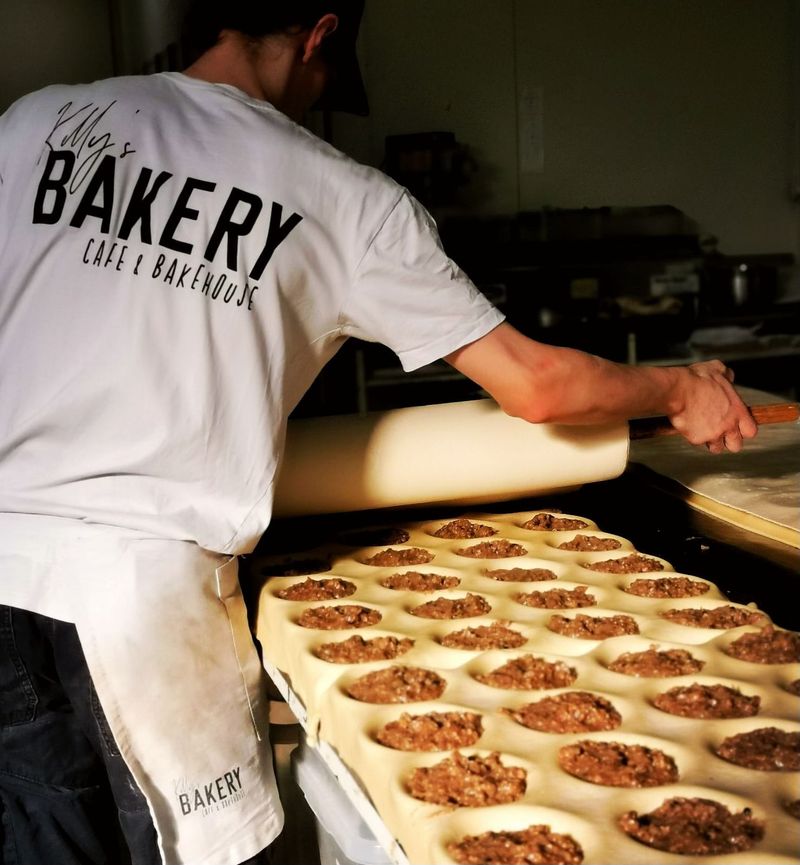 Award-winning pastries at Kelly's Bakery, Korumburra post image