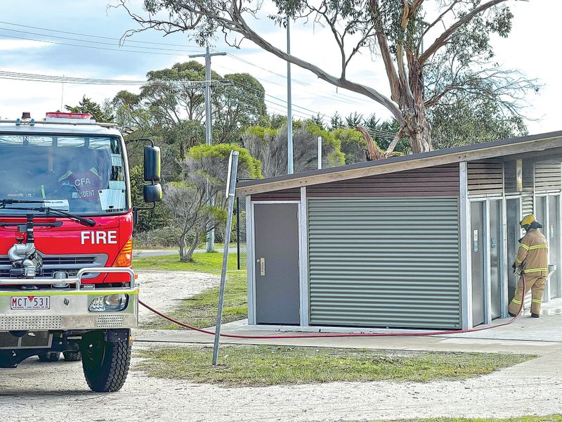 Fire Bug at Corinella toilets post image