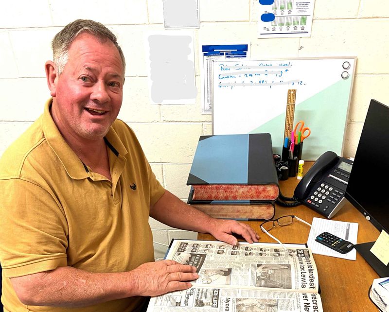 Former mayor Jim Forbes back in the running for Strzelecki post image
