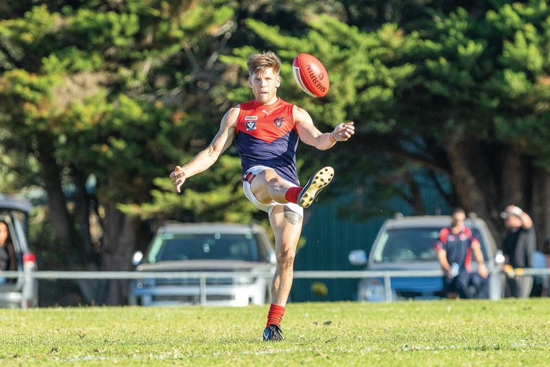 Demons withstand Shark attack in bruising four-quarter battle post image
