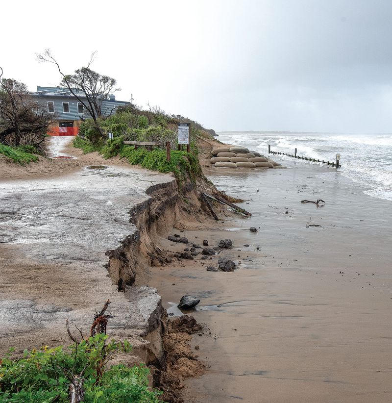 Storm surge - Many still without power post image