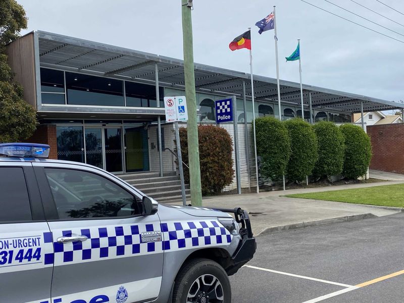 Police appeal for help after axes drawn in Wonthaggi carjacking post image