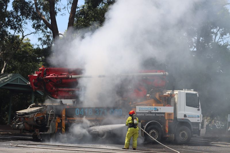 Brigades combine to extinguish Leongatha truck fire post image