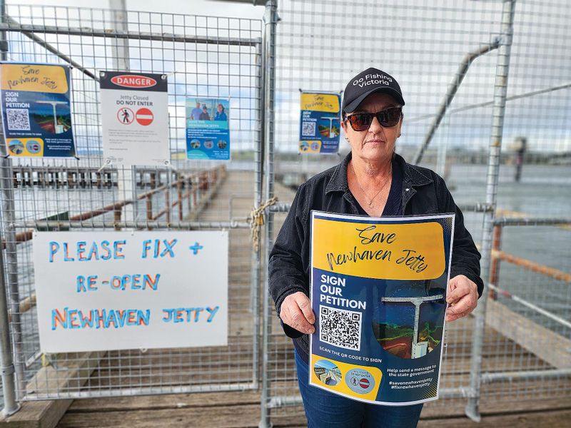 Community continues fight to save Newhaven Jetty post image