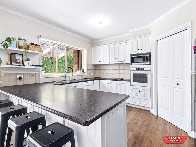 Quiet location - spacious living post image