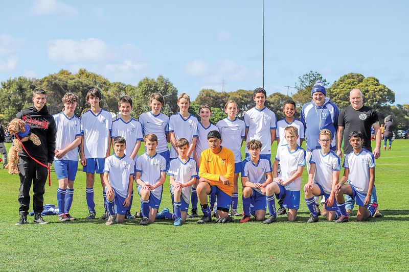 U14s Knights dominate Penguins under sunny skies post image