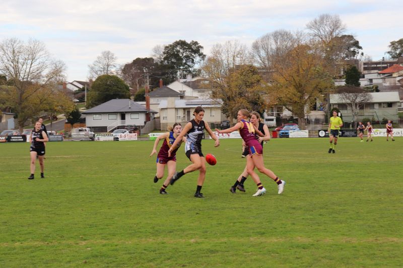 Breakers dominate their opportunities against Warragul post image