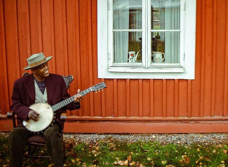 Win Eric Bibb tickets for his Archies Creek show post image