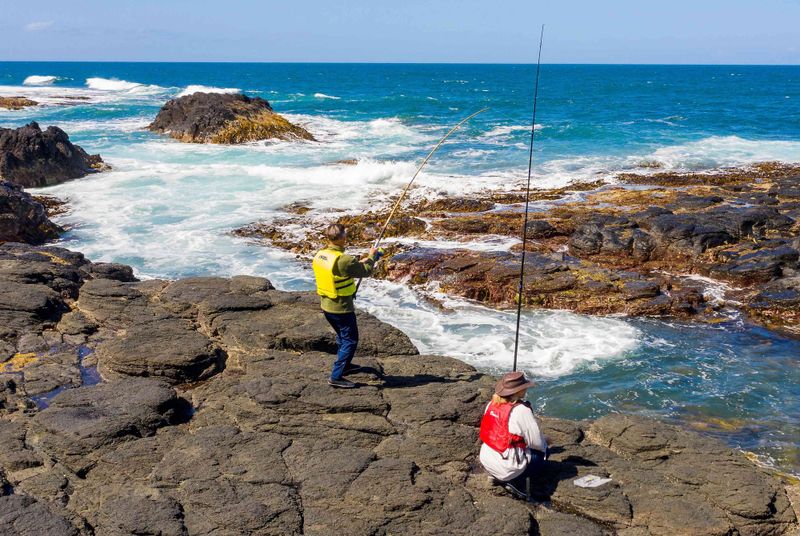 Lifejackets still mandatory while safety trial evaluated post image