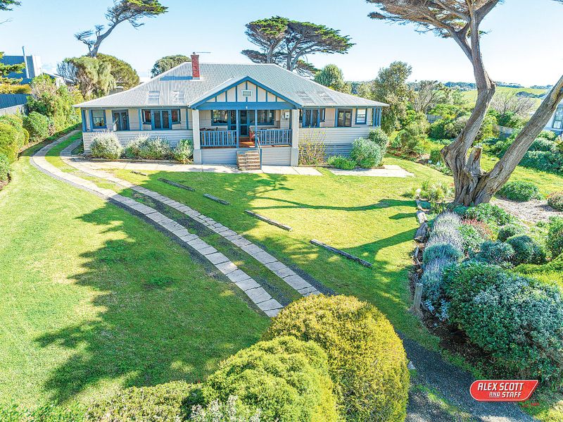 Historic homestead in Surf Beach attracts interest at ‘open’ post image