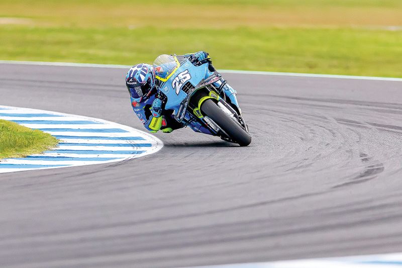 Fernandez takes Island win post image