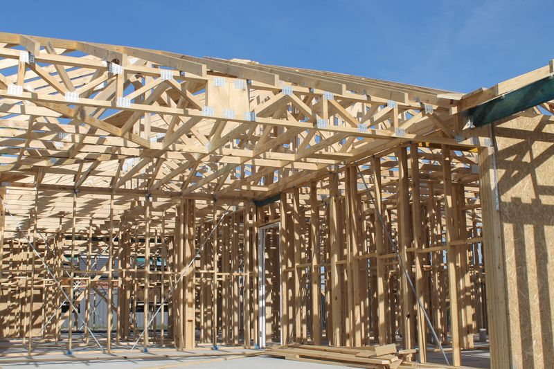 Strong growth in building approvals pushes up demand for skilled tradies post image