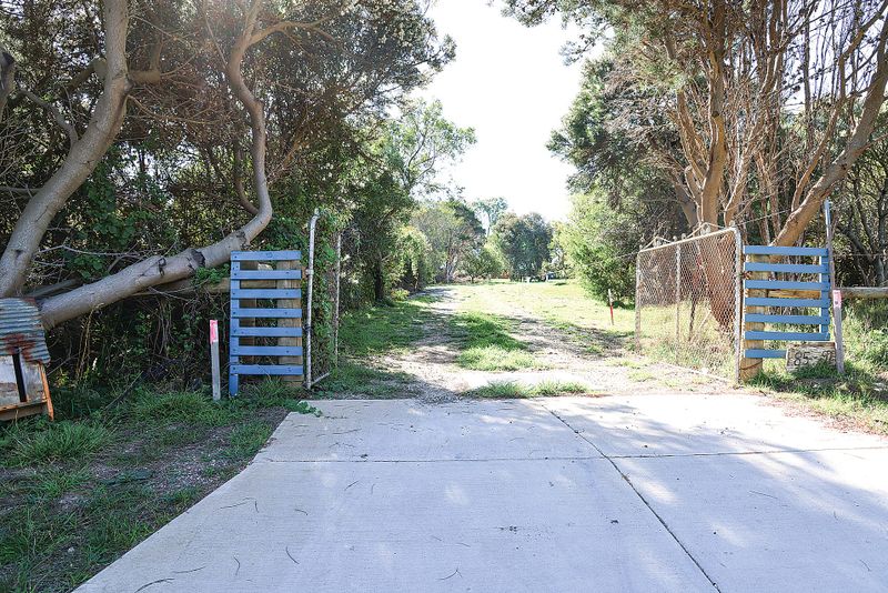 Community warns of commercial creep in Shetland Heights post image