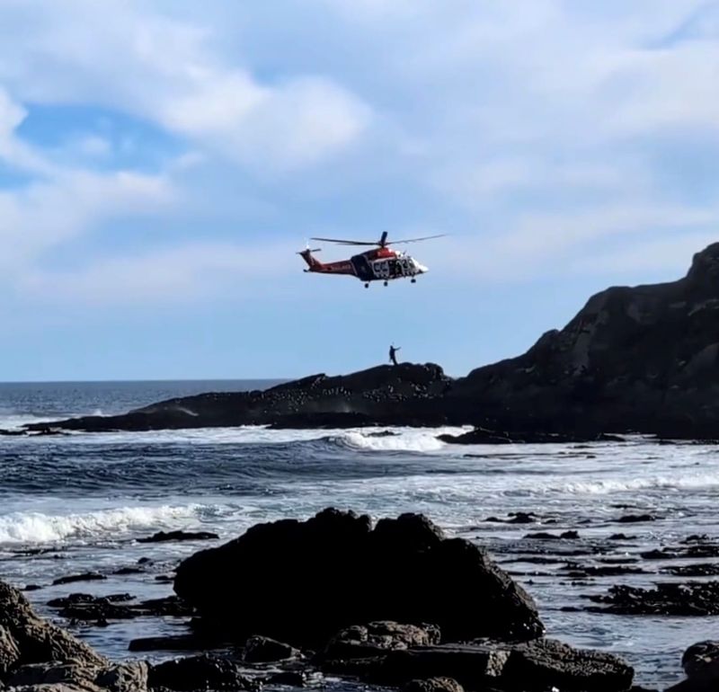Walker alerts police to injured fisherman at Cape Liptrap post image