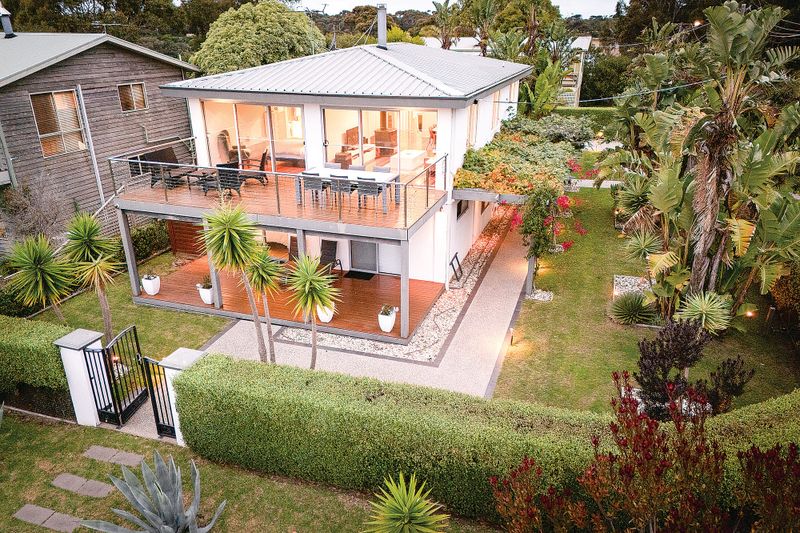Coastal luxury with sweeping Westernport Bay views post image