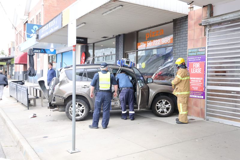Car ploughs into Wonthaggi pizza shop after two-vehicle collision post image