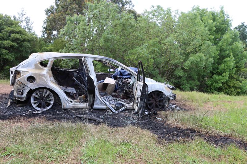How stolen and torched cars present fearful new bushfire risk post image