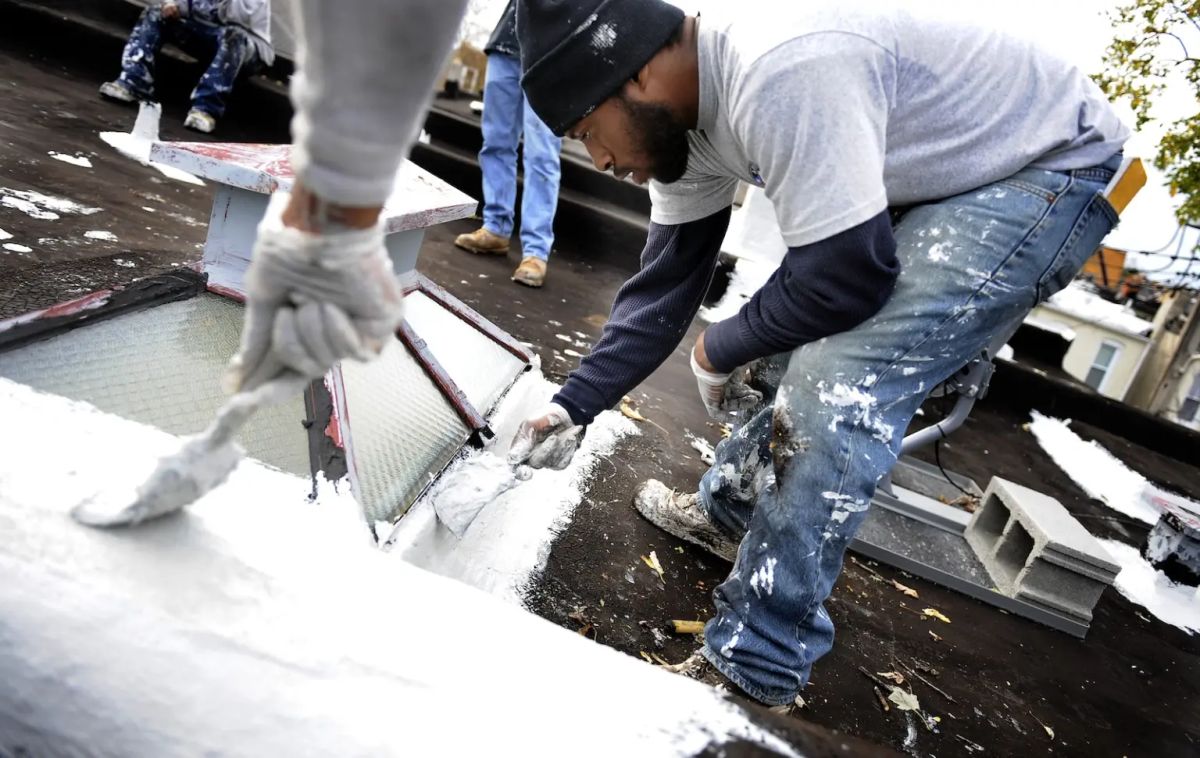 Atlanta is embracing a cheap, effective way to beat urban heat: ‘cool roofs’