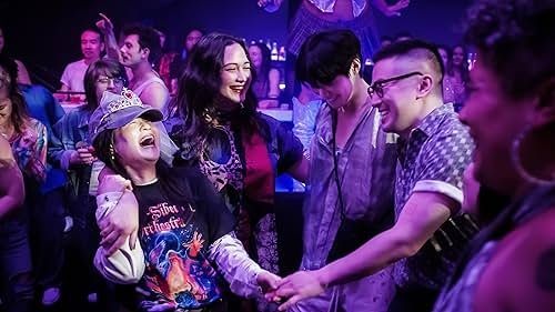 'The Wedding Banquet' Review: Andrew Ahn's Remake a Winsome Romance