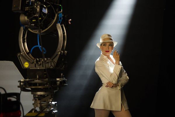 Kiss of the Spider Woman Review: Bill Condon Hits This Political Musical Out of the Park