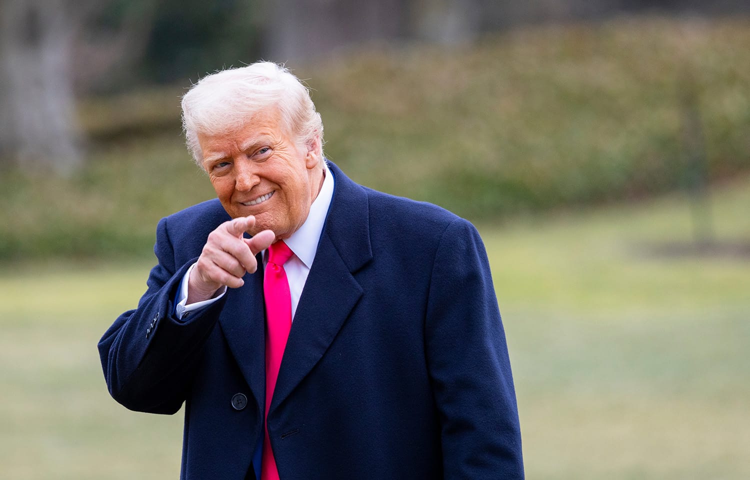 The jig is nearly up. Trump is gonna take the money and run
