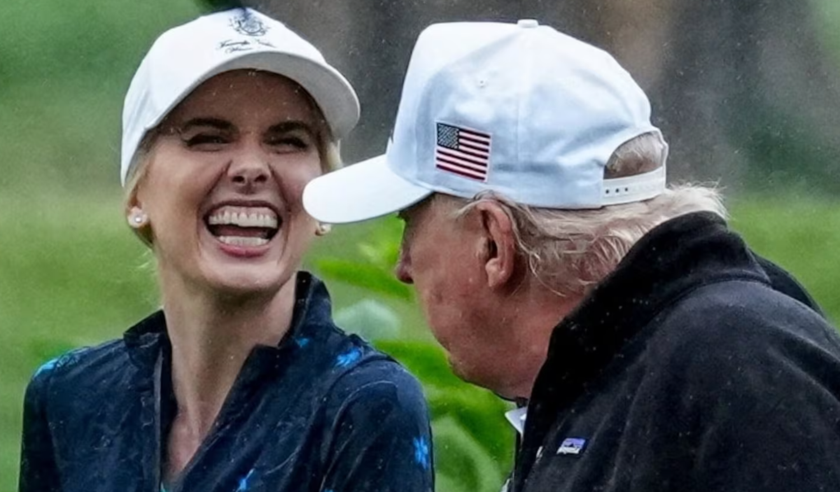 The power dynamic is shifting against Trump. Thank his binky