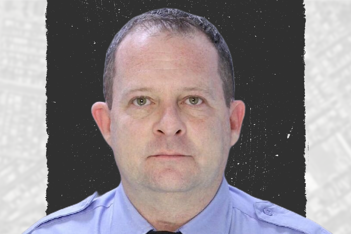 Un ex policía de Kensington agredió sexualmente a 48 mujeres y niños - 44 no identificados-, muchos mientras estaba de servicio, según la fiscalía.