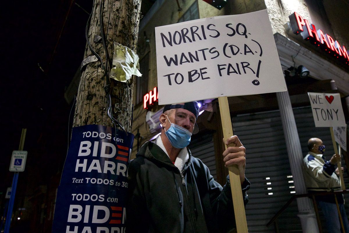 'Tony hace mucho por la comunidad'