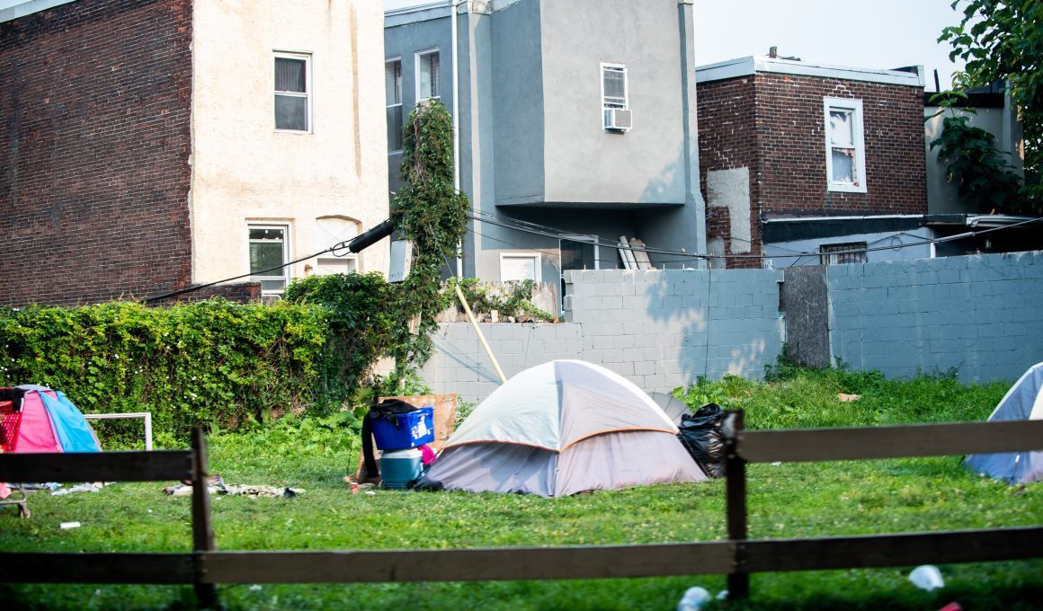 ‘Es difícil imaginar … un plan final’: mientras la ciudad se prepara nuevamente para despejar los campamentos de Kensington, algunos se pregunt