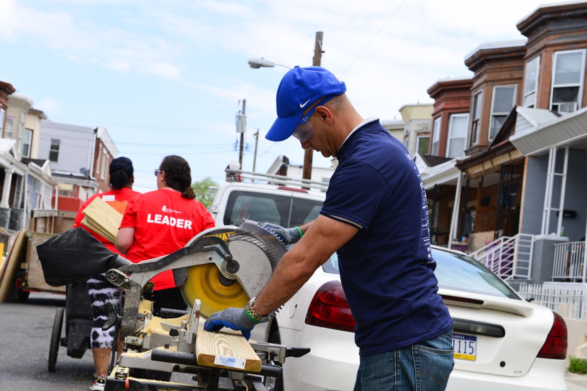 ¿Necesita reparaciones en su casa? Aquí es donde puede empezar a buscar en Filadelfia.