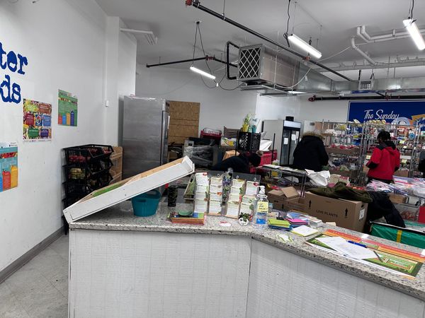 Kensington news: Art exhibit, clay workshops, free photo lessons, job fair, plus weekend activities