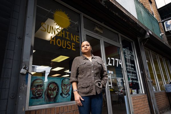 La “Casa del Sol” de la Avenida Kensington abrirá a pesar de las amenazas de una represión en la reducción de daños