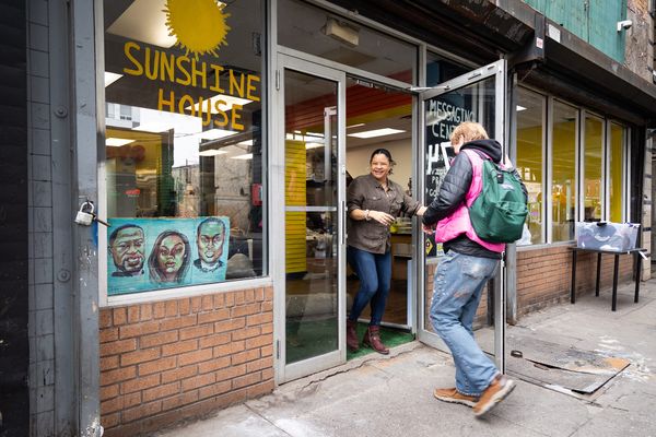 Kensington news: Amber Owls cheer team, Heitzman summer camp, KCAPA's "Beauty of Time" art exhibit, and The Sunshine House ☀️