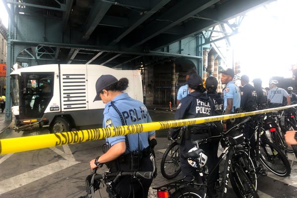 Police disperse Kensington Avenue encampment with no city services present, city doesn't know where people went