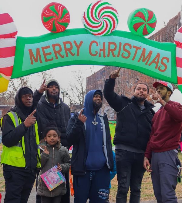 Kensington news: Breakfast with Santa, ‘Deck the Walls’ art show and more