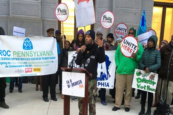 Pregunta en la boleta: ¿Debería Filadelfia crear un departamento laboral permanente para proteger los derechos de los trabajadores?
