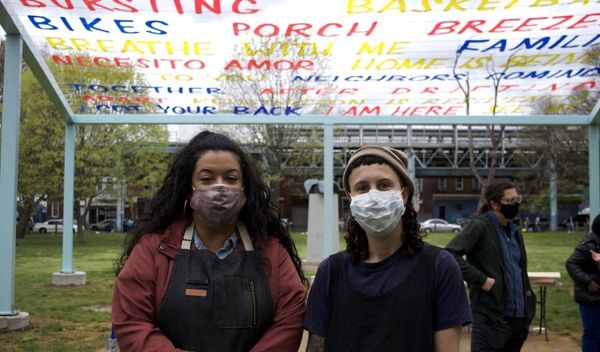 La nueva escultura del parque de Harrowgate promueve la alfabetización a través de las voces de la comunidad