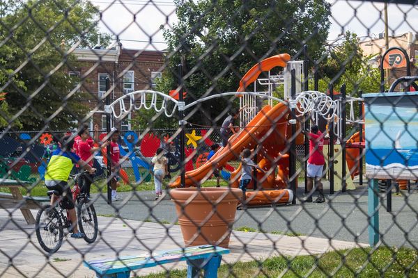 A los niños de Kensington les encanta la nueva programación de verano en McPherson Square