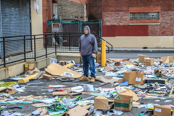 Another Kensington business closes, leaving trash behind: ‘It’s very aggravating and frustrating and upsetting to see it be like this and that nobody cares’