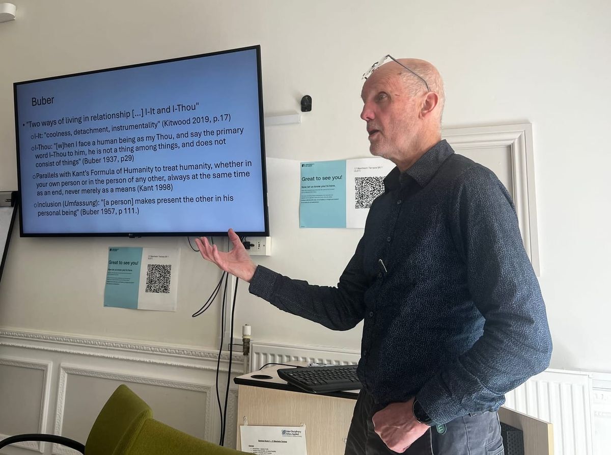 Deciding how best to care for people with dementia
