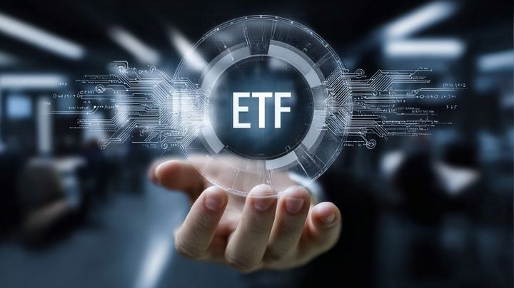 Global ETF Assets Hit Record $17.34T Milestone