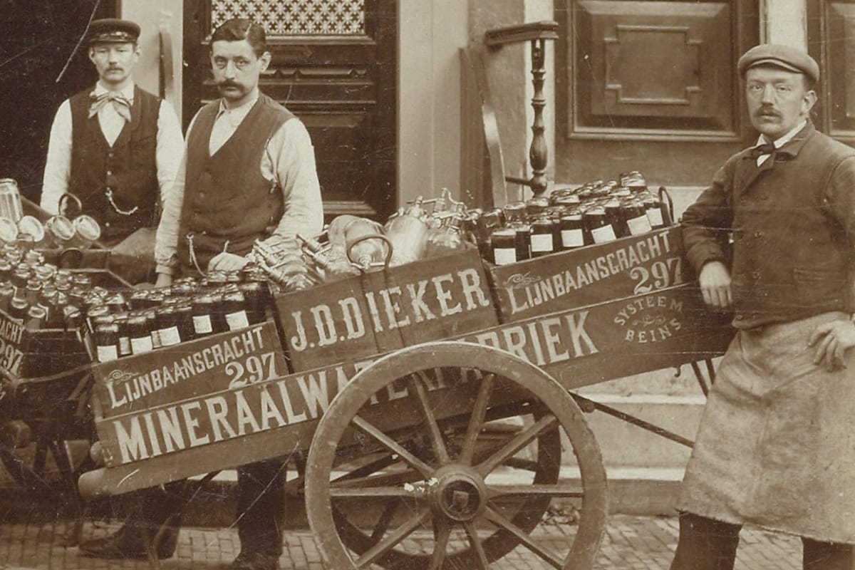 Amsterdam Lettering and Typography Through the Ages