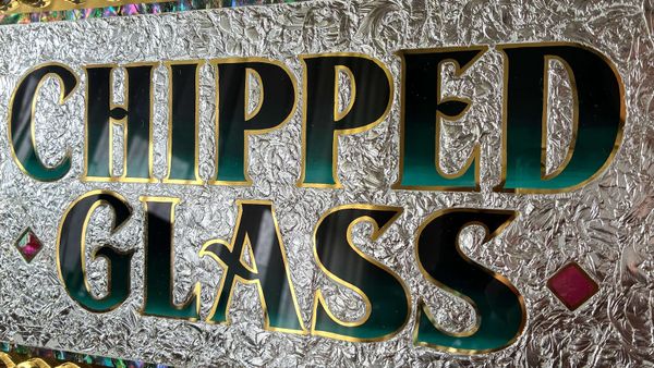 Unpredictable Precision: Bringing Gluechipping Back to Japan