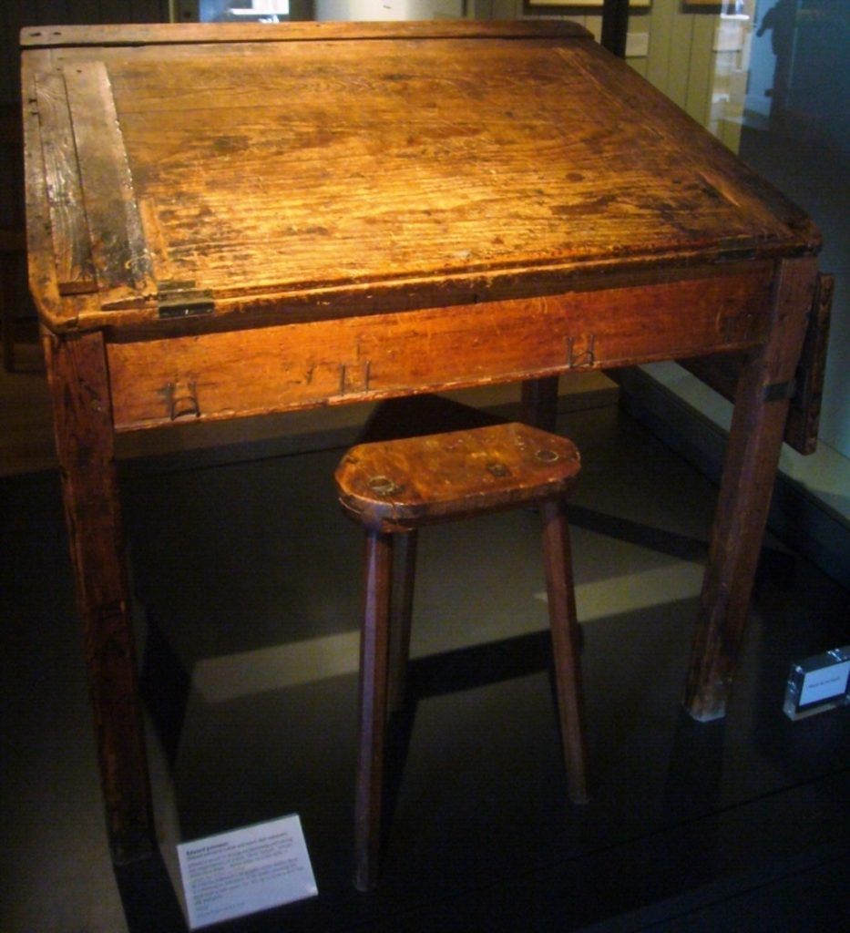 Edward Johnston’s writing desk
