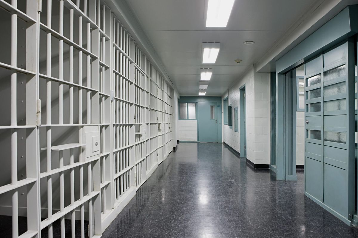 Behind bars, cancer care comes too late for many