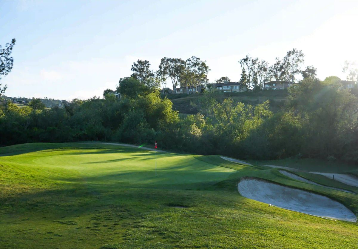 How Orange County Golf Courses Can Get More Tee Time Bookings with Better Content